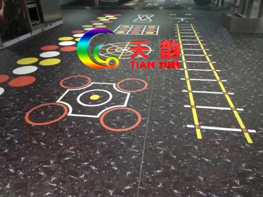 全民健身的時代,更多人選用天韻塑膠地板【遼寧天韻塑膠地板廠家批發(fā)】